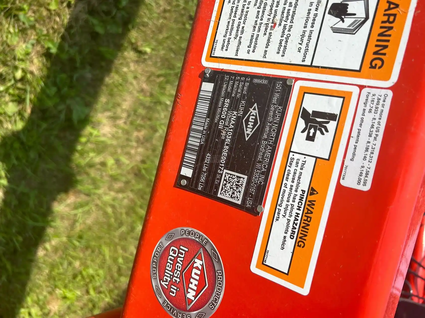 Gallery image 2 for New Kuhn SR 600 GII Rake