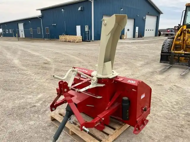 Gallery image 2 for New Farm King 500 Snow Blower