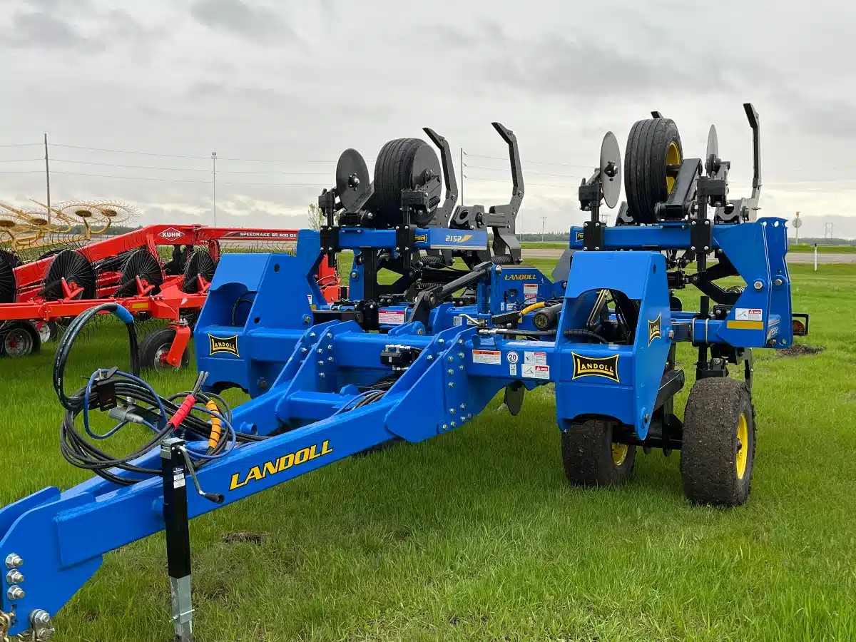 New 2024 Landoll 2512 Ripper | AgDealer