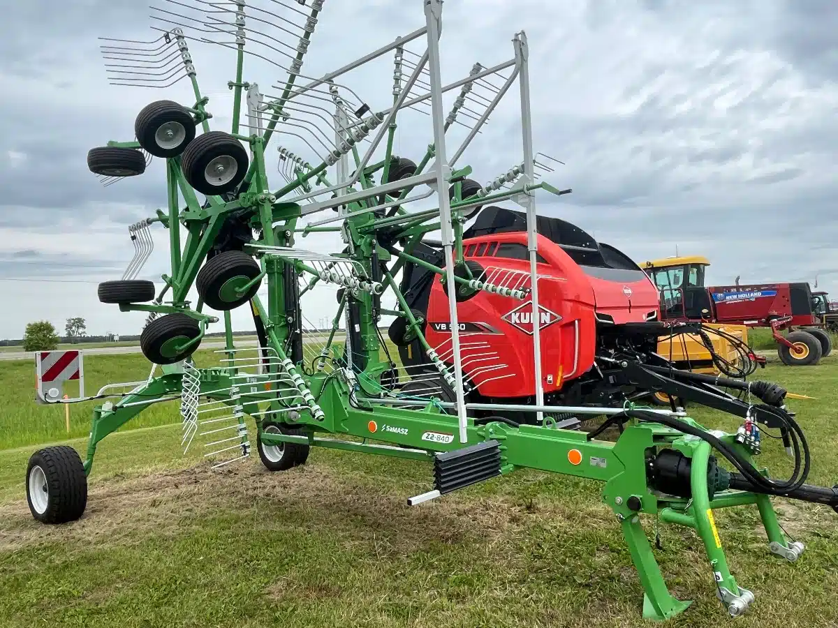 Gallery image 1 for New Samasz Z2-840H Rake