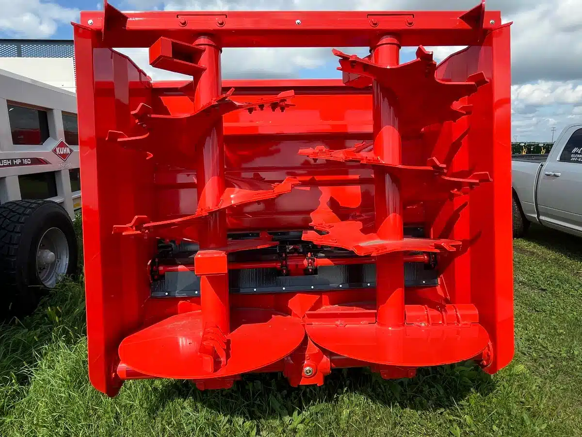 Gallery image 2 for New 2024 Kuhn Knight PS 242 Manure Spreader