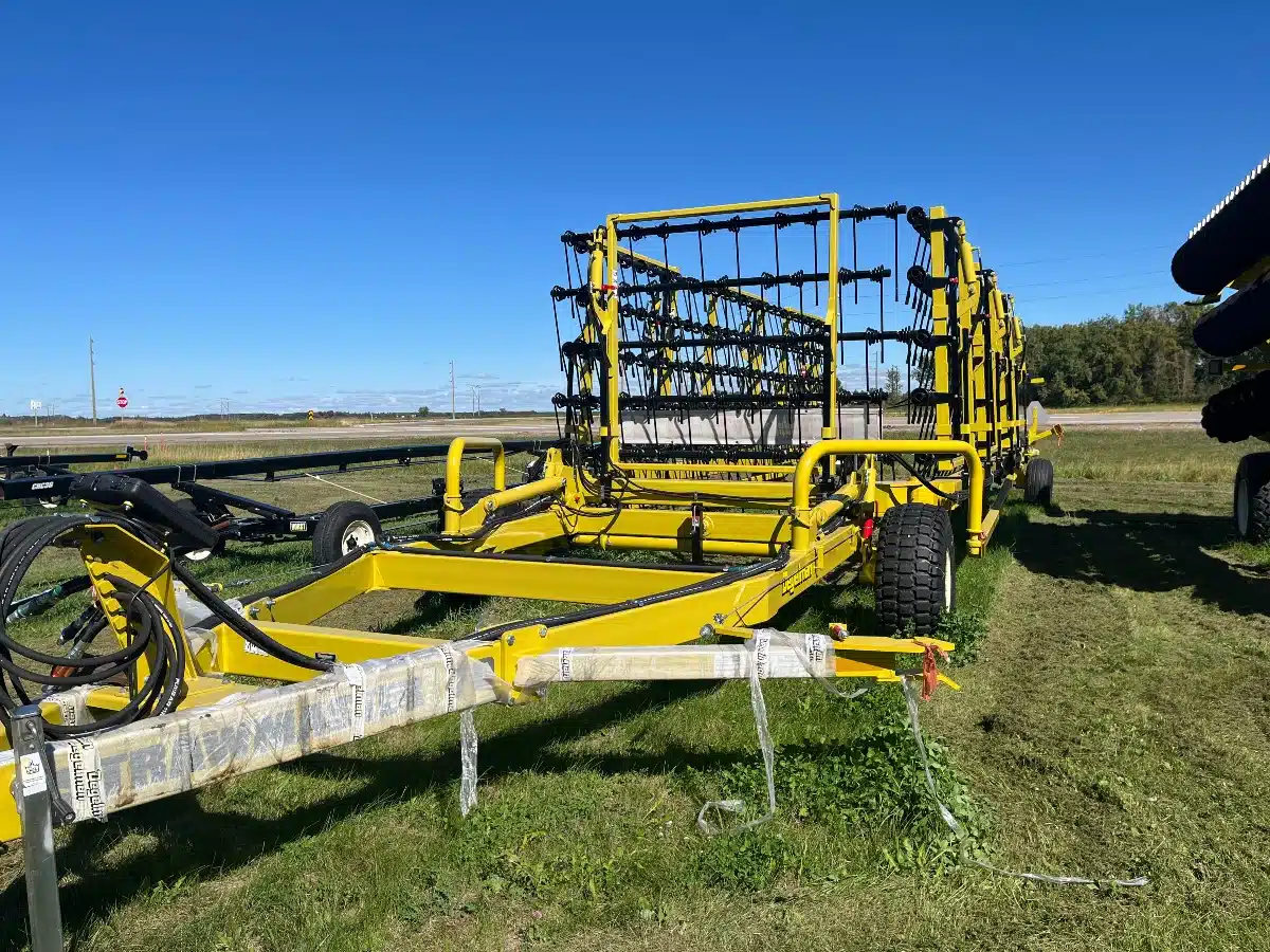 Gallery image 1 for New 2023 Degelman SM7000 Harrow