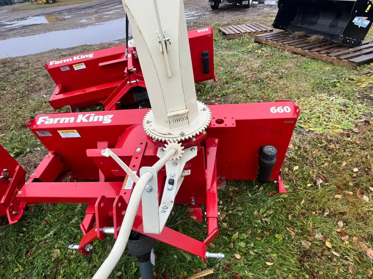 Gallery image 2 for New 2023 Farm King 660 Snow Blower