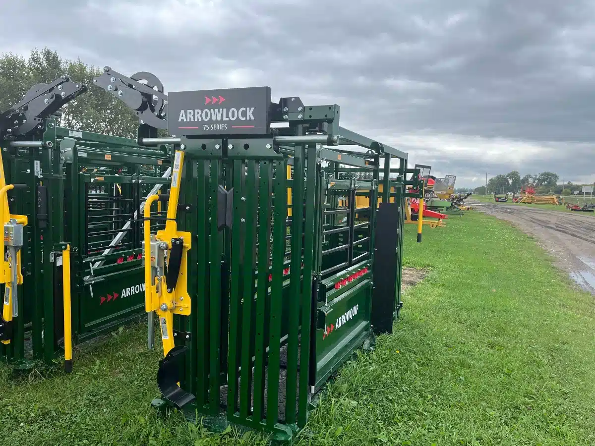 Gallery image 1 for New Arrowquip 7500 Cattle Squeeze
