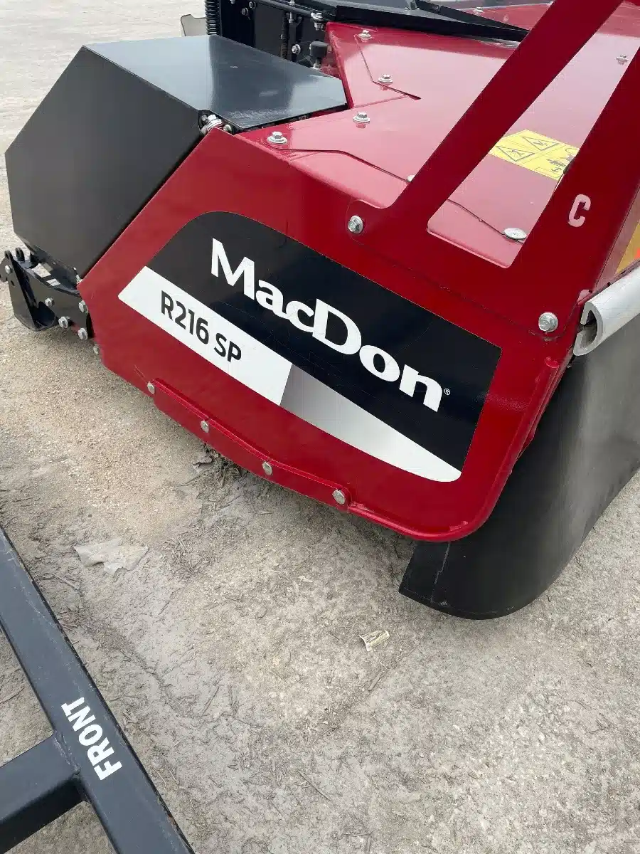 Gallery image 2 for Used 2019 MacDon R216 Header - Disc