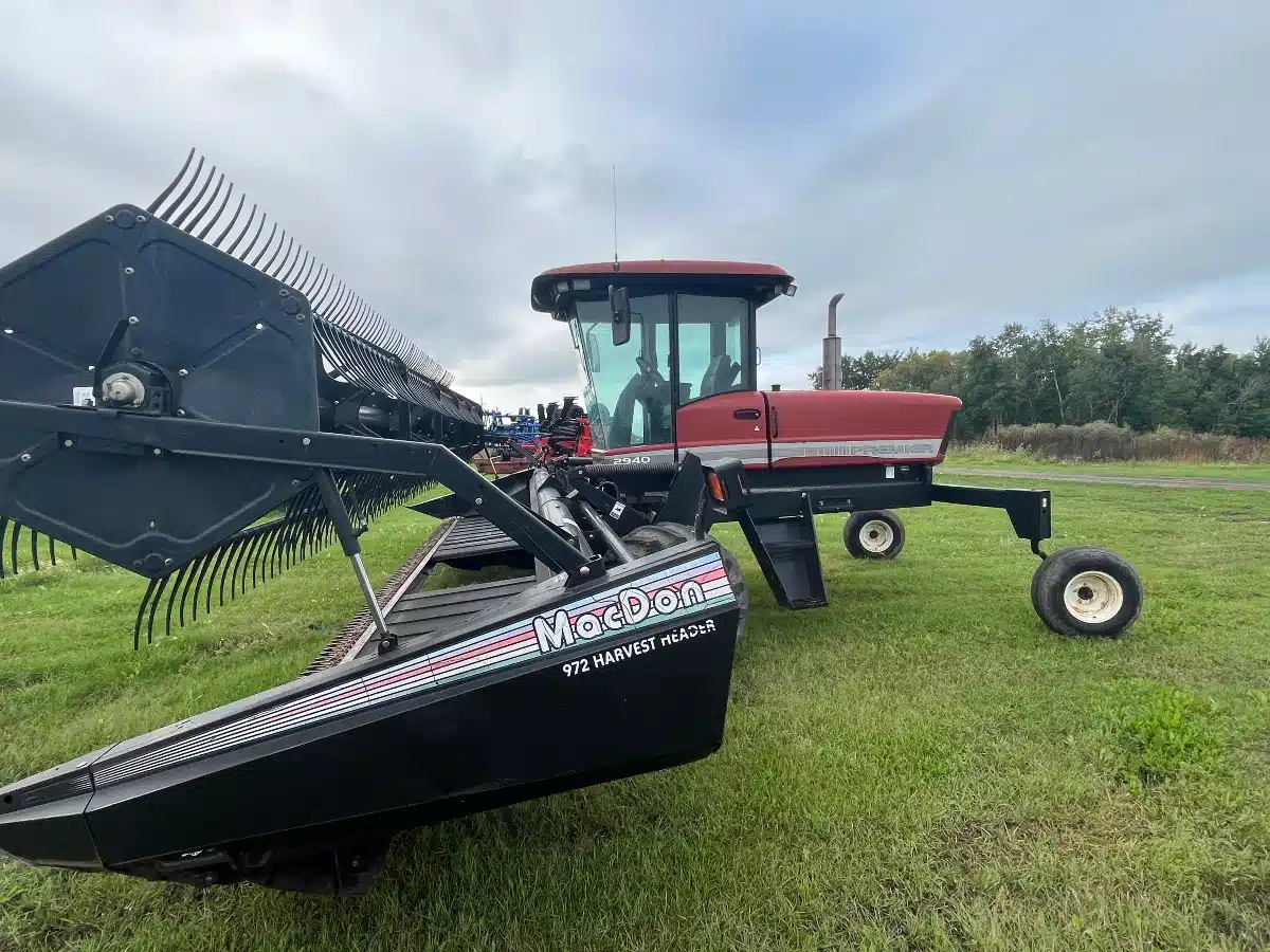 Gallery image 1 for Used 2002 MacDon 2940 Windrower