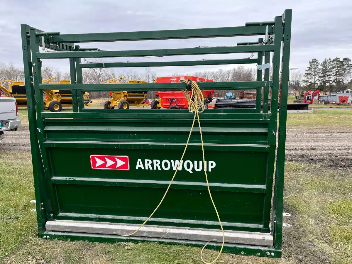 Used Arrowquip 8' ally with scale Scale