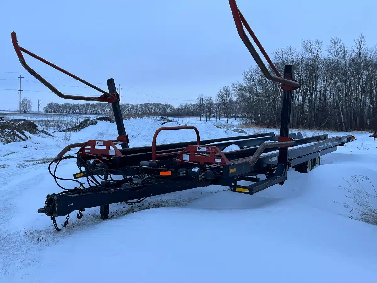 Used 2012 Farm King 2450 Bale Mover