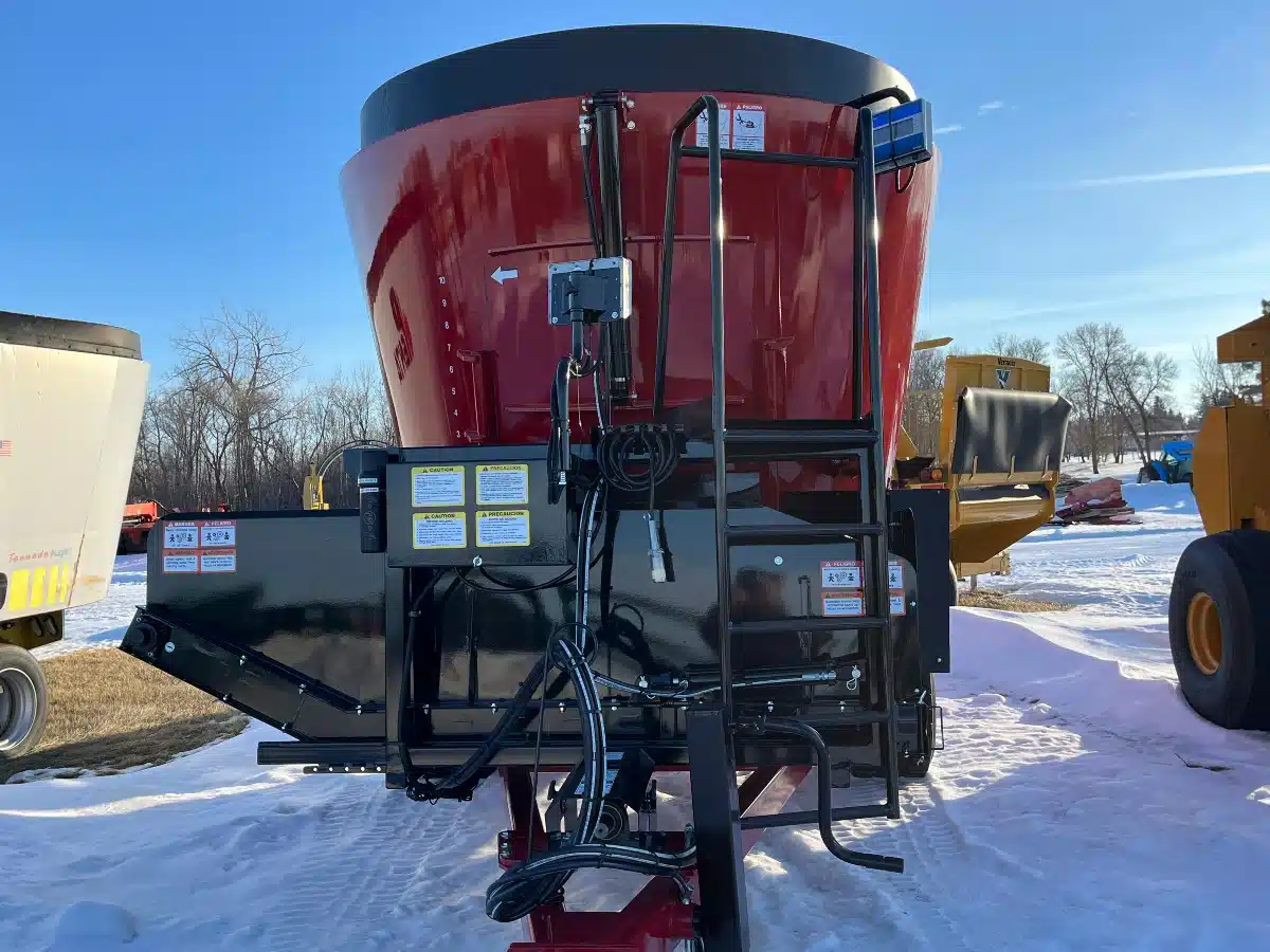 Gallery image 2 for 2026 Supreme 700T SD TMR Mixer