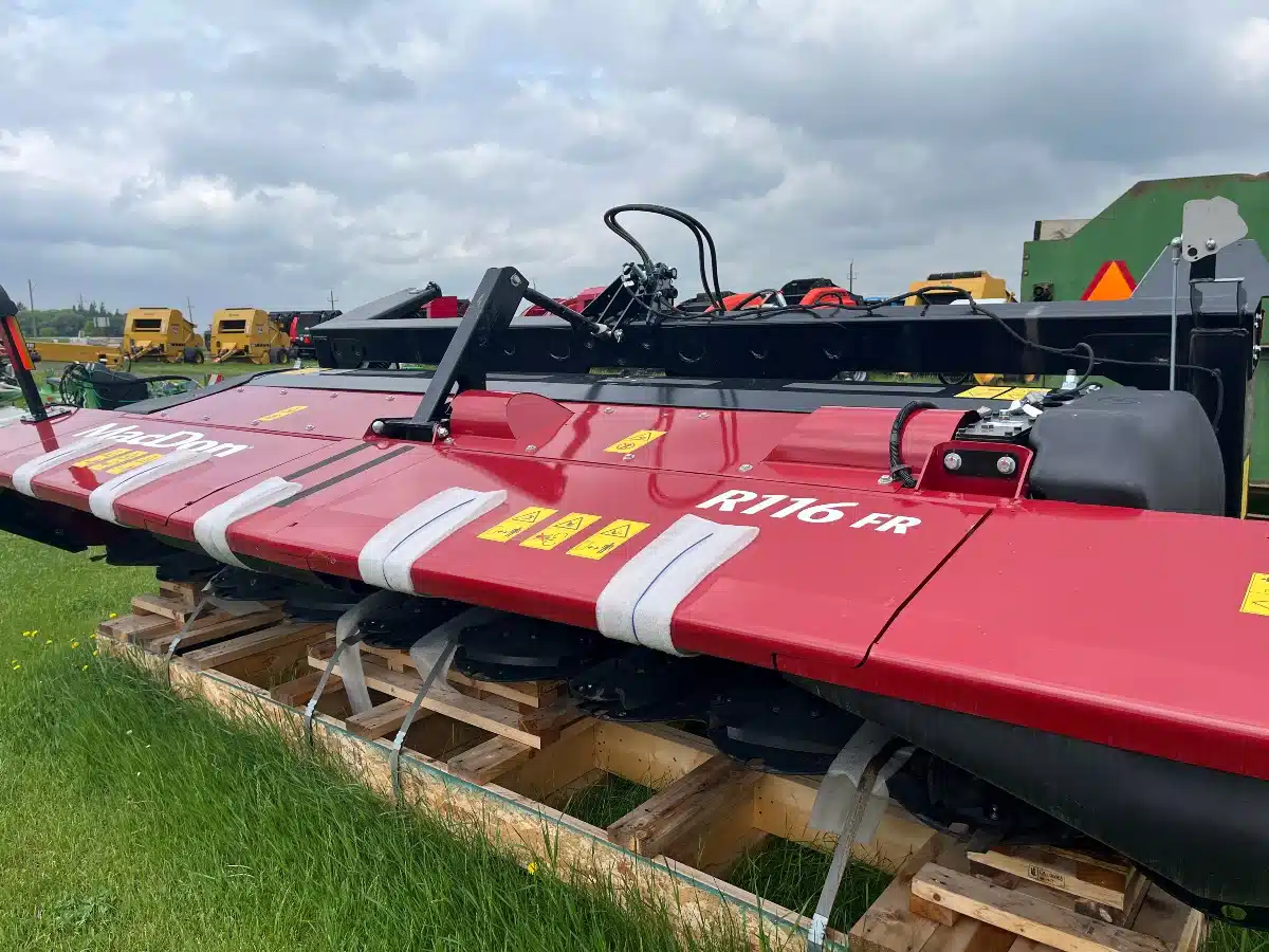 Gallery image 1 for 2026 MacDon R116 FR Disc Mower Conditioner