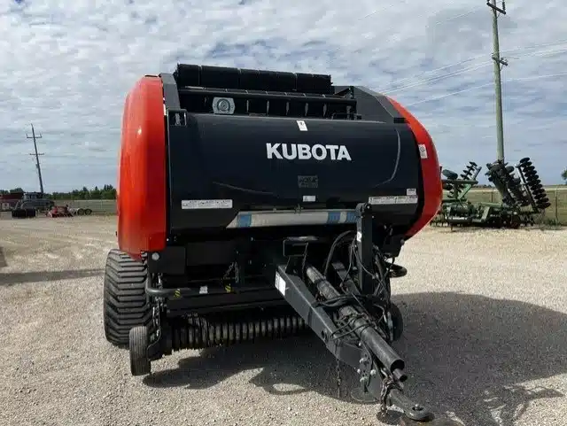 Gallery image 2 for 2016 Kubota BV4580NT Round Baler