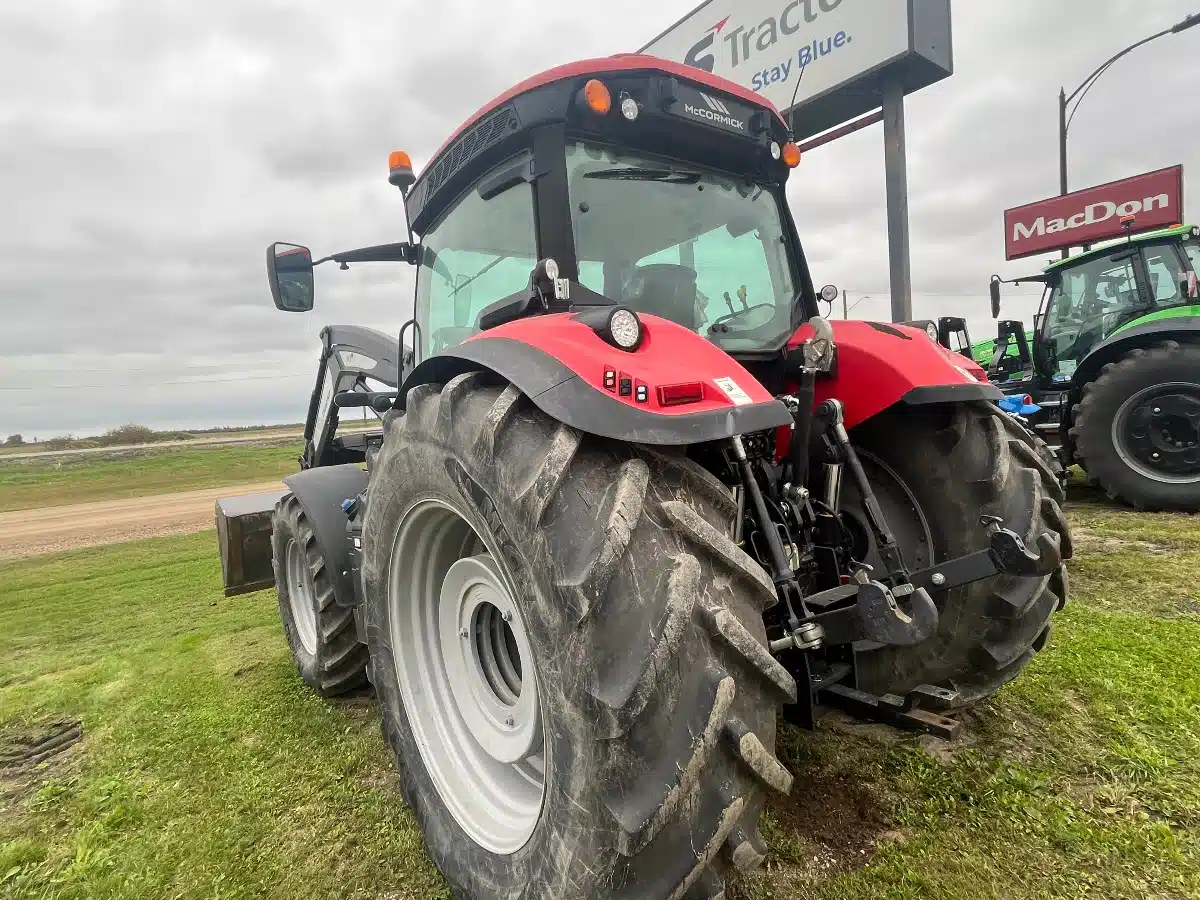 Gallery image 2 for 2016 McCormick X7.670 Tractor