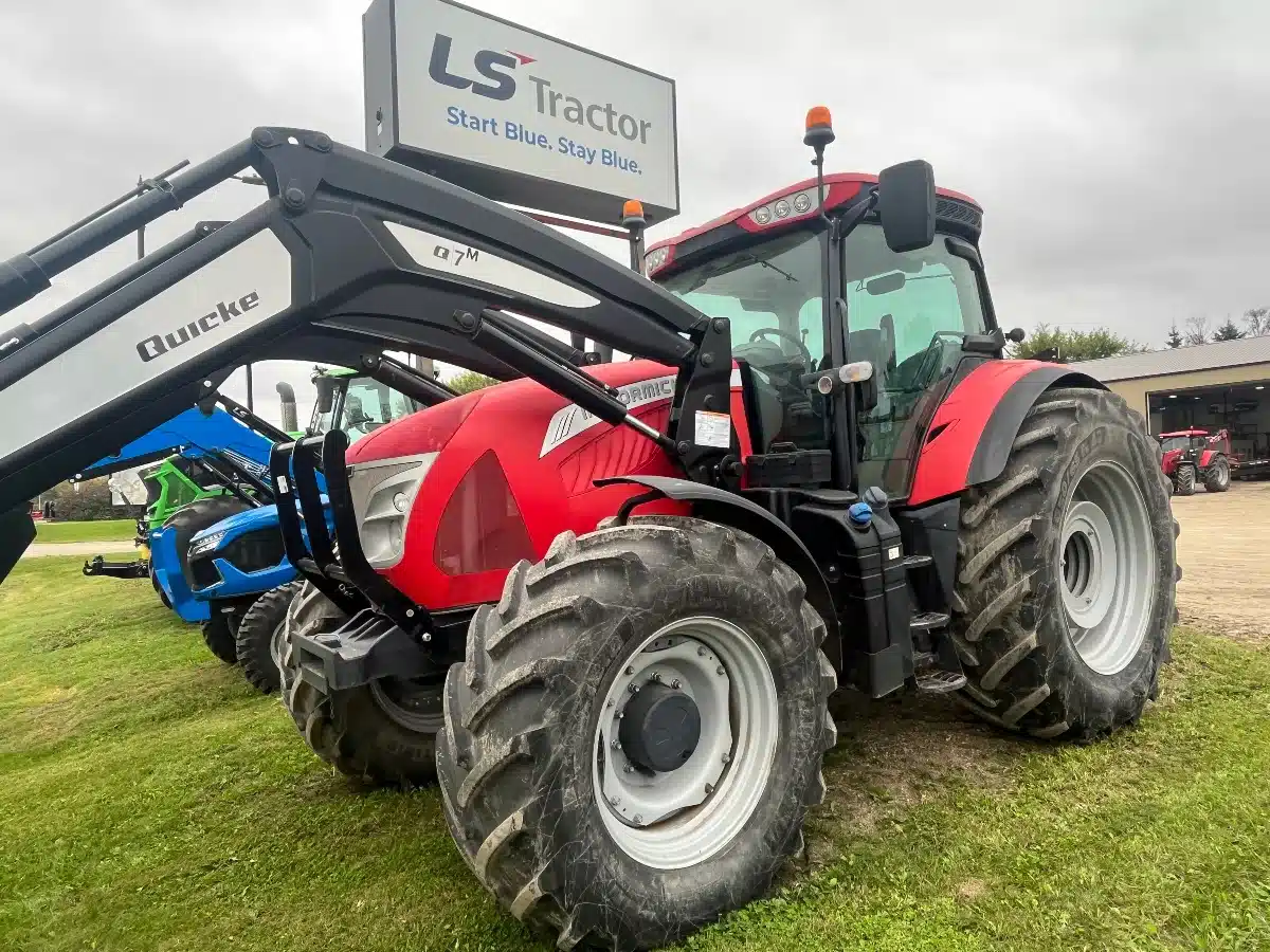 Gallery image 1 for 2016 McCormick X7.670 Tractor