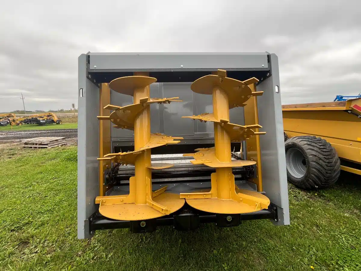 Photo de la Galerie 2 pour 2026 Tubeline Manufacturing LS 440 Épandeur à fumier