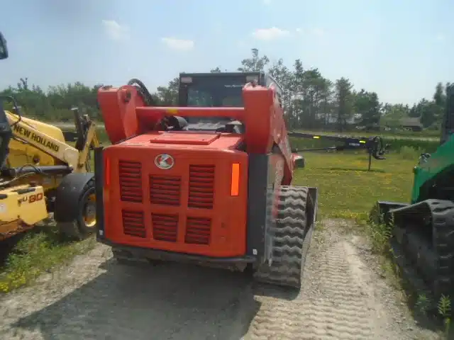 Gallery image 2 for Used 2019 Kubota SVL95-2SFHC Track Loader