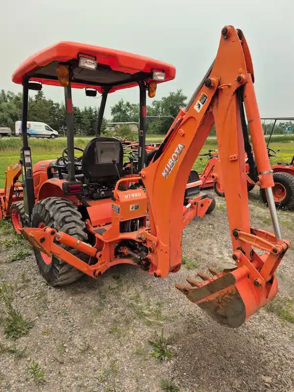 Photo de la Galerie 2 pour 2014 Kubota B26 Rétrocaveuse