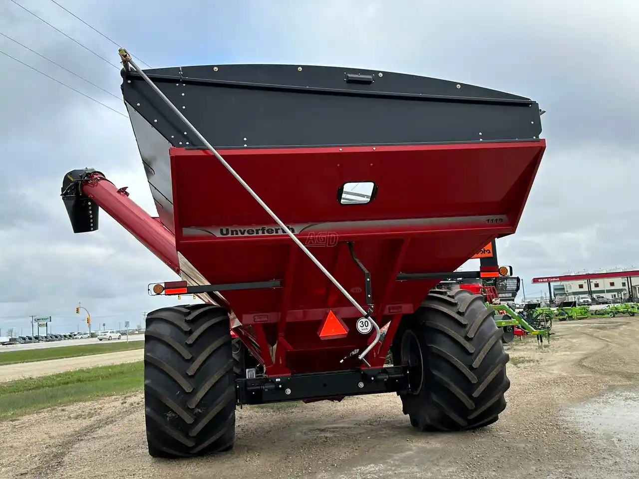 Gallery image 2 for New 2023 Unverferth 1119 Grain Cart
