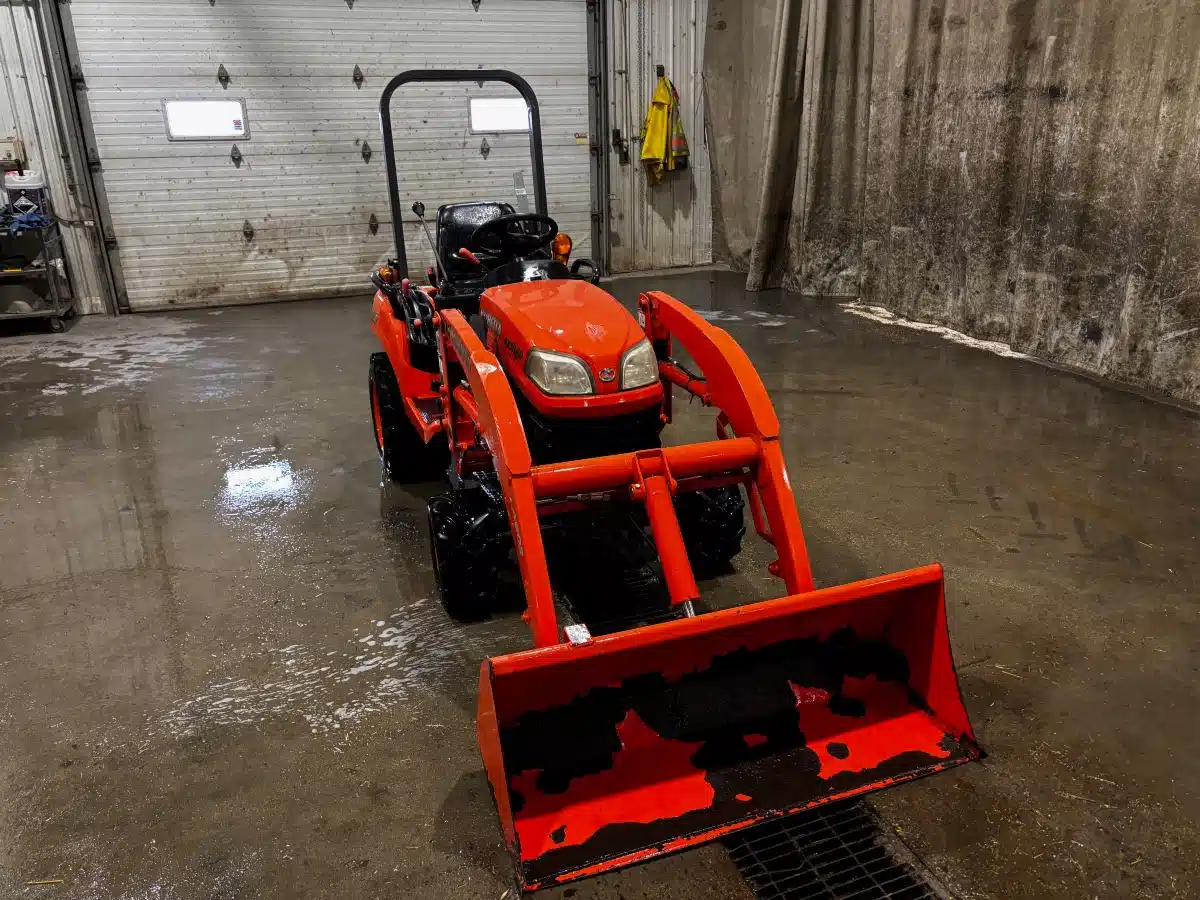 Gallery image 2 for 2010 Kubota BX1860TV Tractor