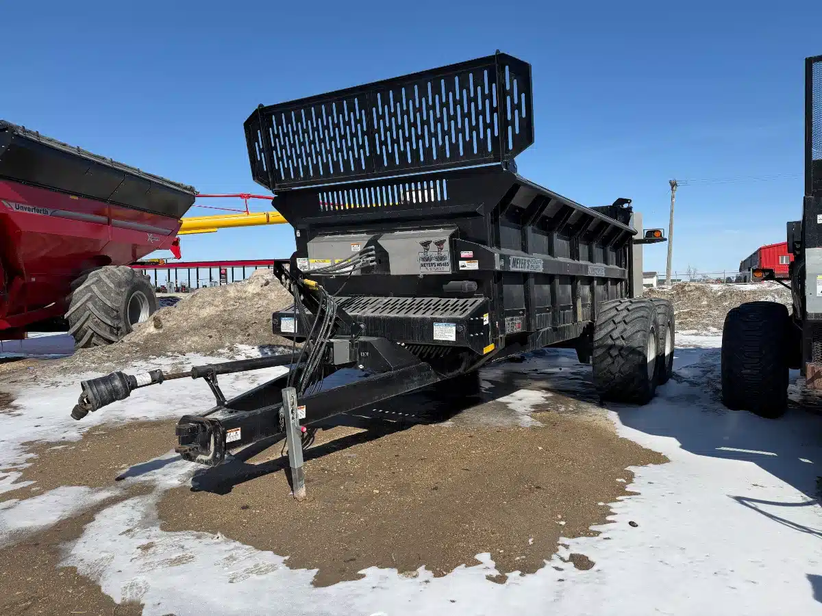 2023 Meyer's EMC MS485 Manure Spreader