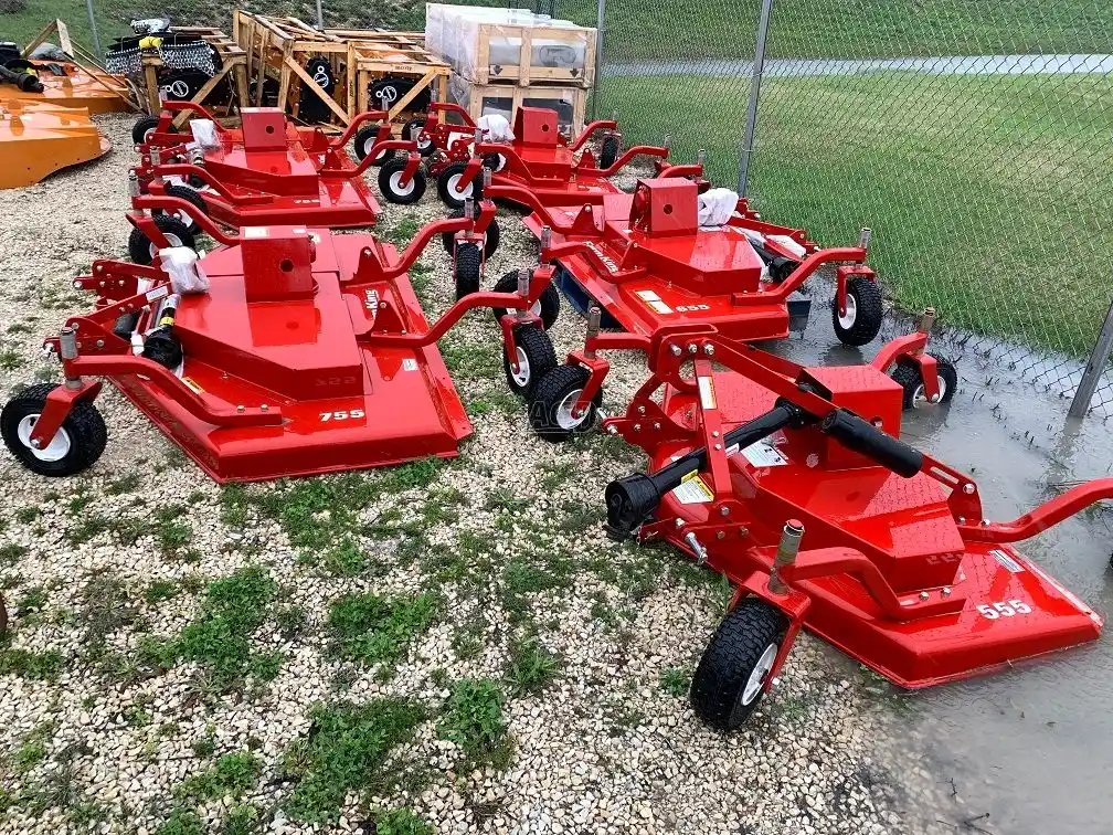 Gallery image 2 for Used Farm King Y555 Rotary Cutter