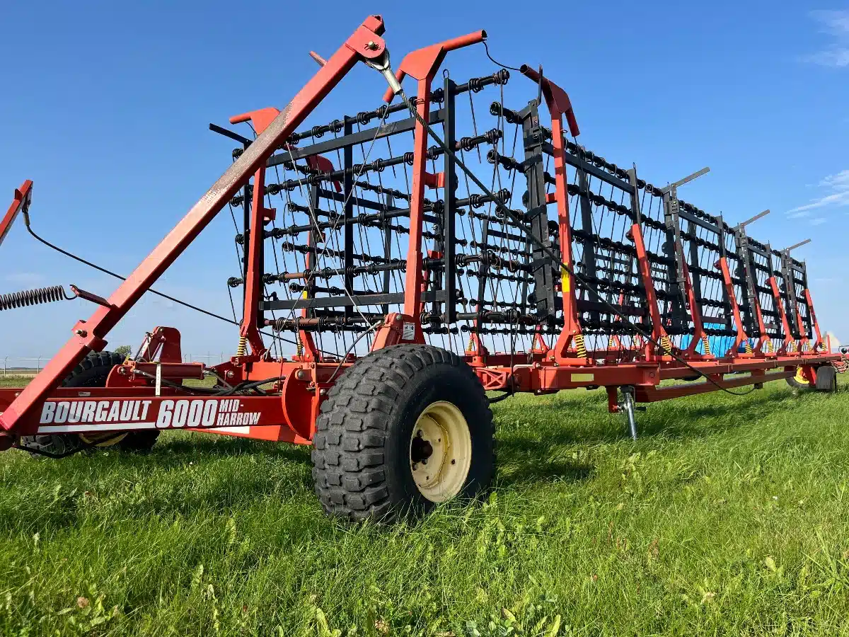 Gallery image 2 for Used 2008 Bourgault 6000 Harrow
