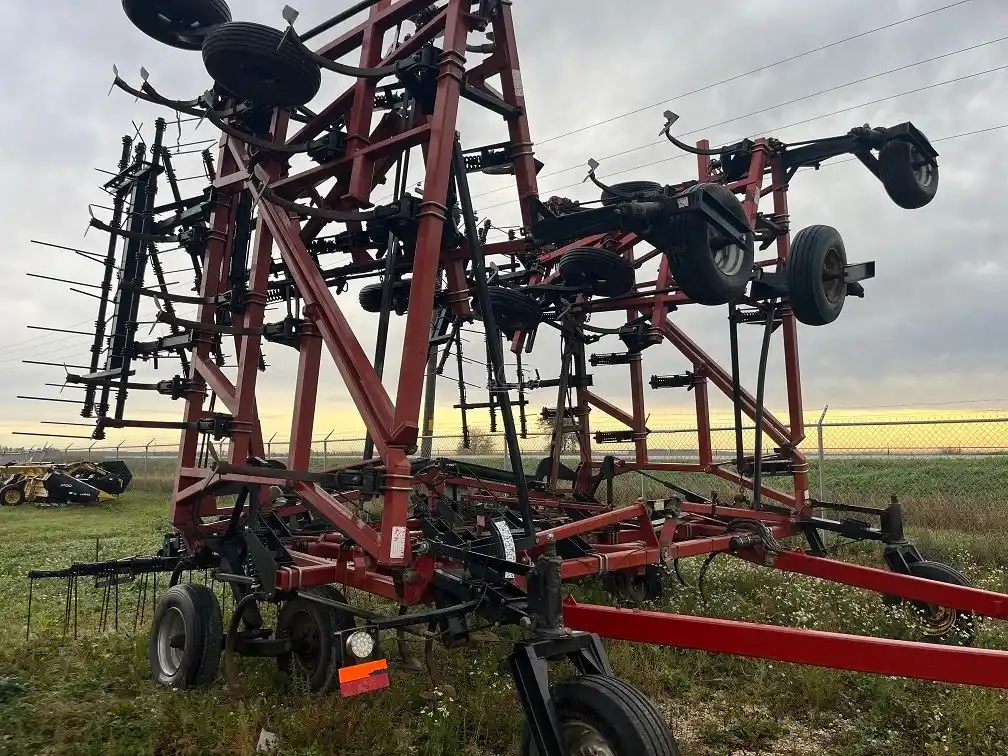 Gallery image 2 for Used 2006 Case IH PTX600 Chisel Plow