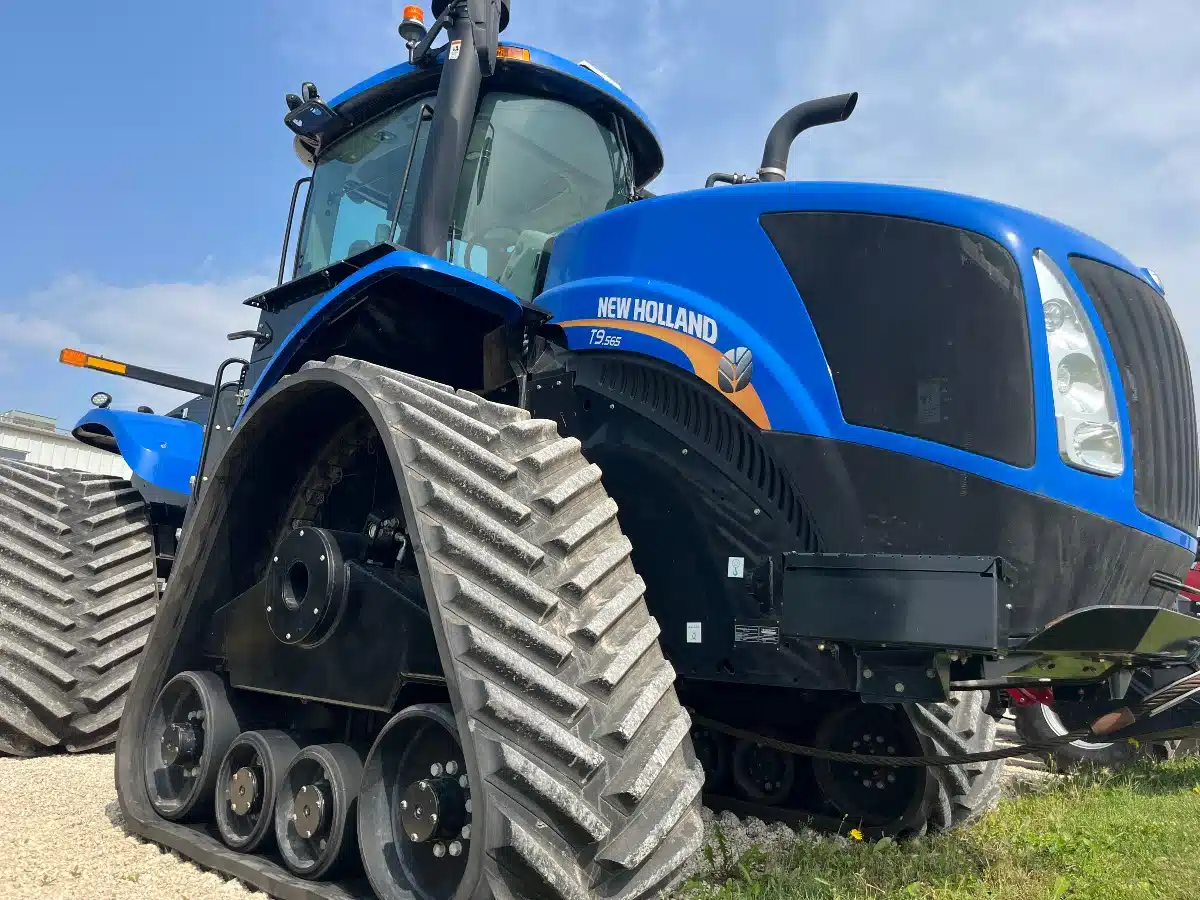 Gallery image 2 for Used 2020 New Holland T9.565 Tractor