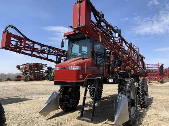 Gallery image 2 for Used 2009 Case IH SPX3185 Sprayer - Self Propelled