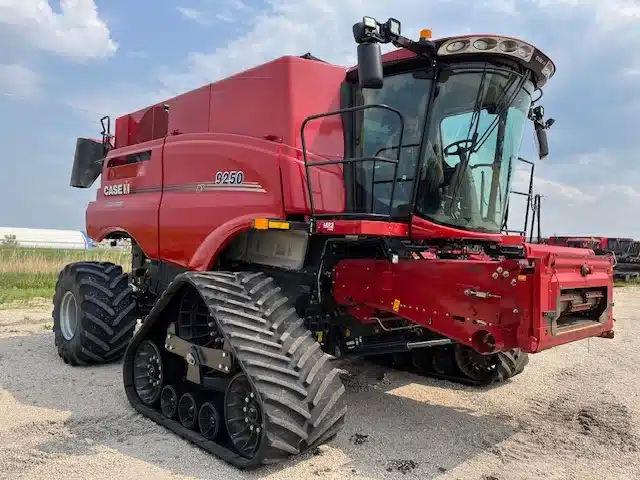 Gallery image 1 for Used 2019 Case IH 9250 Combine
