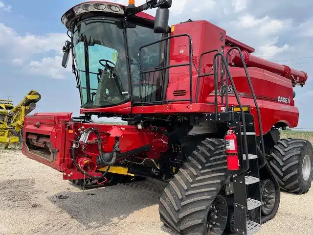 Gallery image 2 for Used 2019 Case IH 9250 Combine