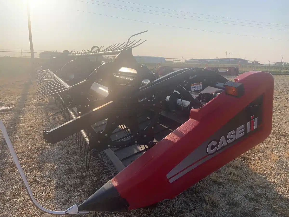 Gallery image 2 for Used 2009 Case IH 2162 Header - Draper