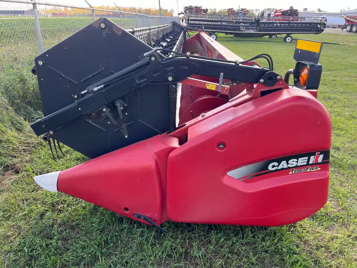 Gallery image 1 for 2012 Case IH 3020 Header - Flex