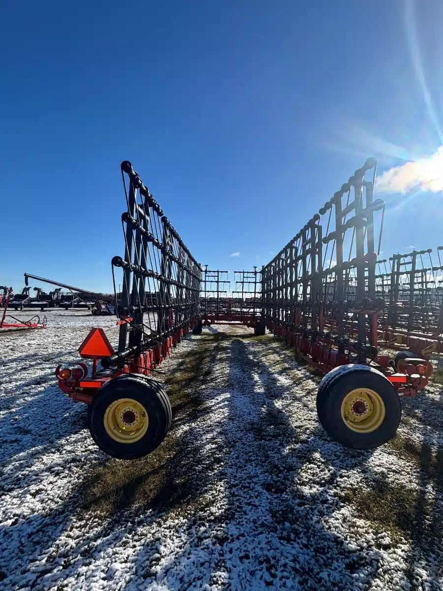 Gallery image 2 for Used 2013 Bourgault 7200 Harrow