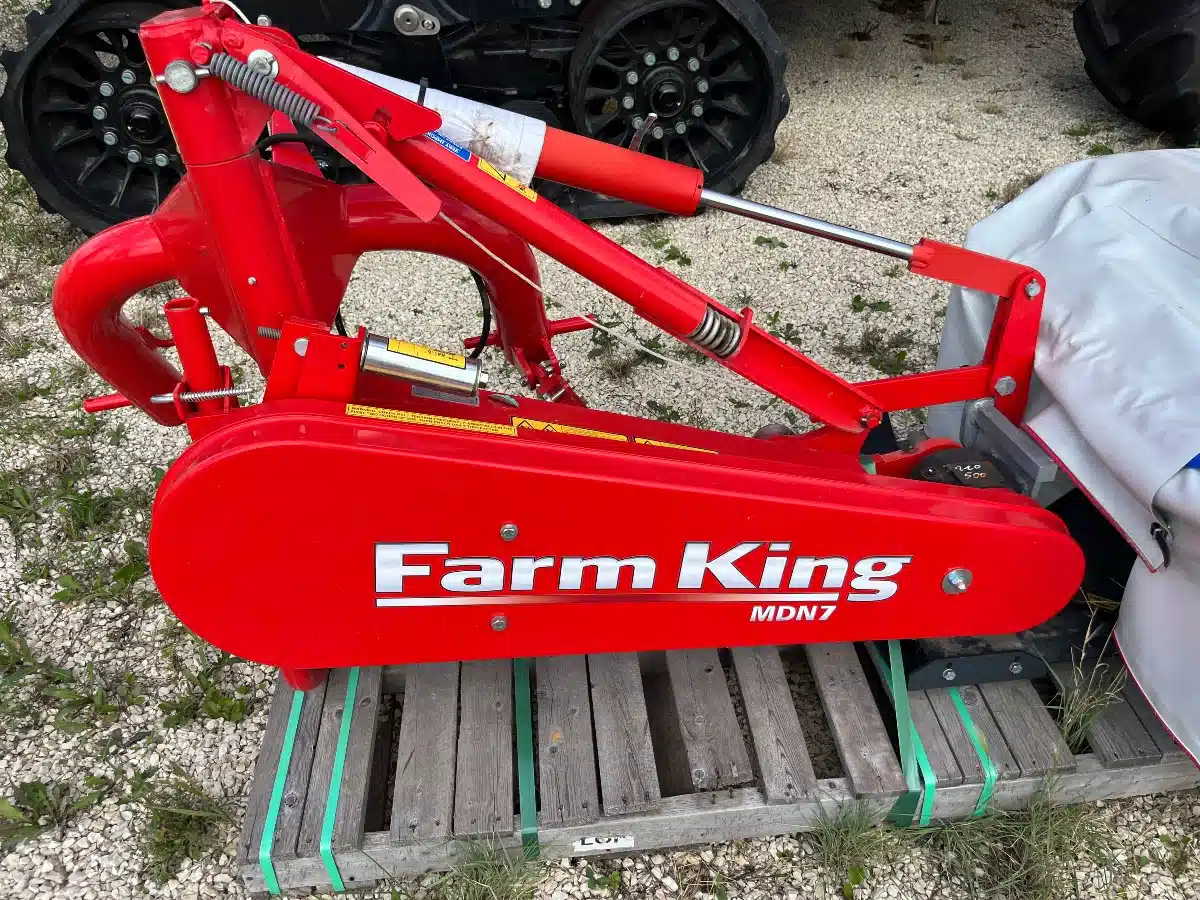Gallery image 1 for Used 2023 Farm King MDN7 Disc