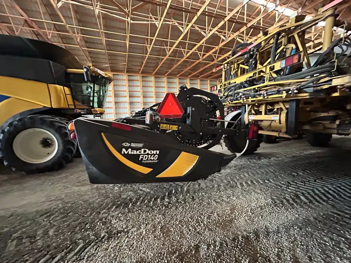 Gallery image 2 for Used 2018 MacDon FD140 Header - Flex Draper