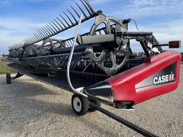 Gallery image 2 for Used 2008 Case IH 2162 Header - Draper