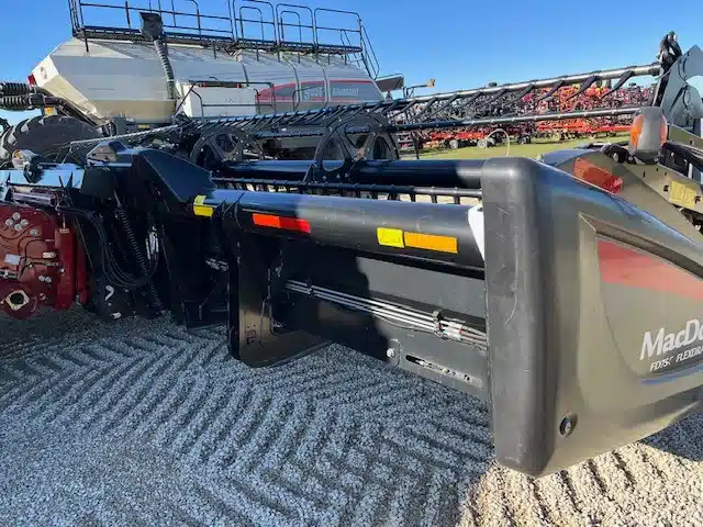 Used 2015 MacDon FD75 Header - Flex Draper