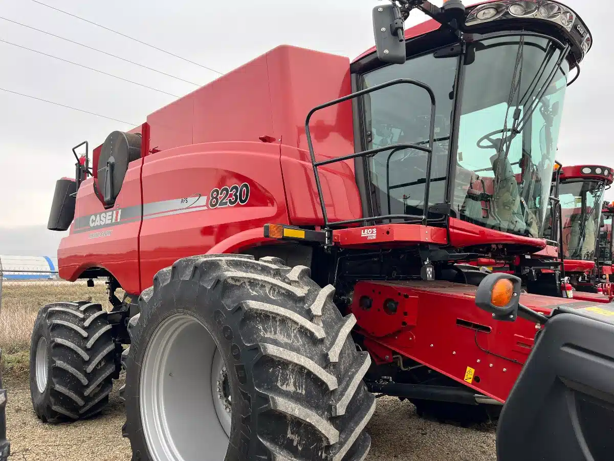 Gallery image 1 for 2014 Case IH 8230 Combine