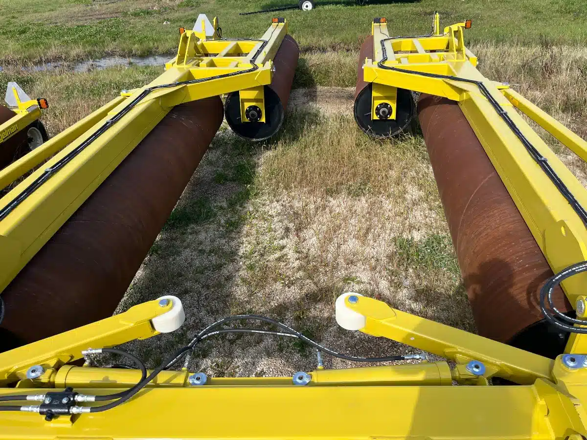 Photo de la Galerie 2 pour 2026 Degelman LR8080 Rouleau à Terre