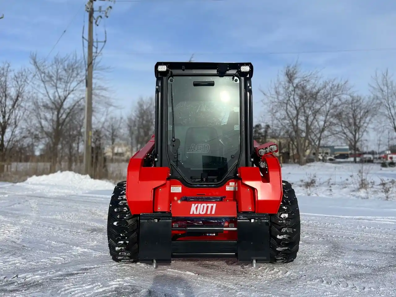 Gallery image 2 for New 2024 Kioti SL750 Skid Steer