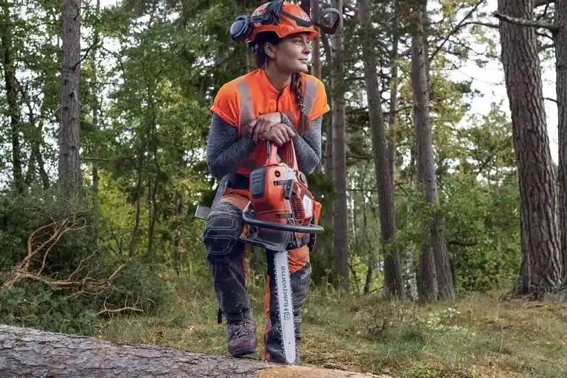 Gallery image 2 for New 2024 Husqvarna 550 XP Chain Saw
