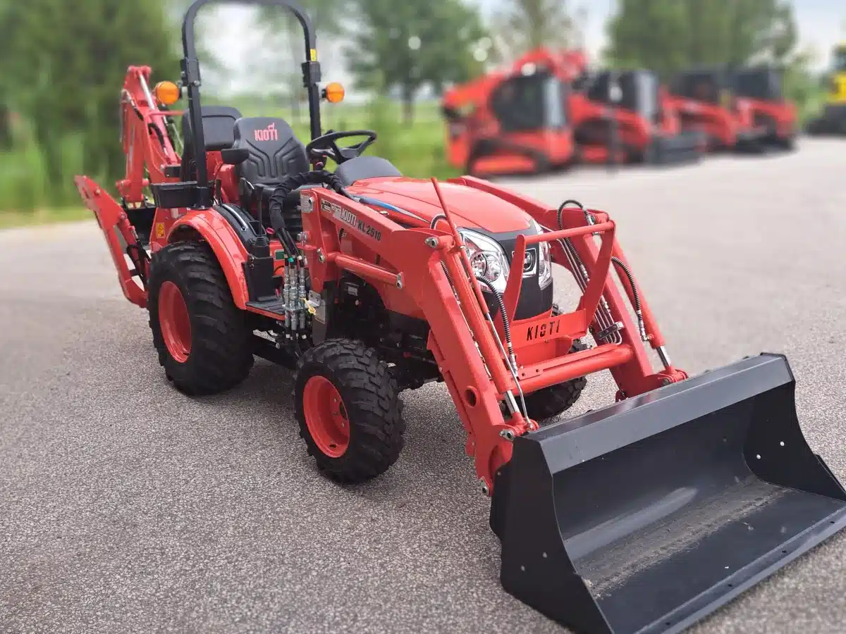 Gallery image 1 for Used 2024 Kioti CK2510 HST Tractor