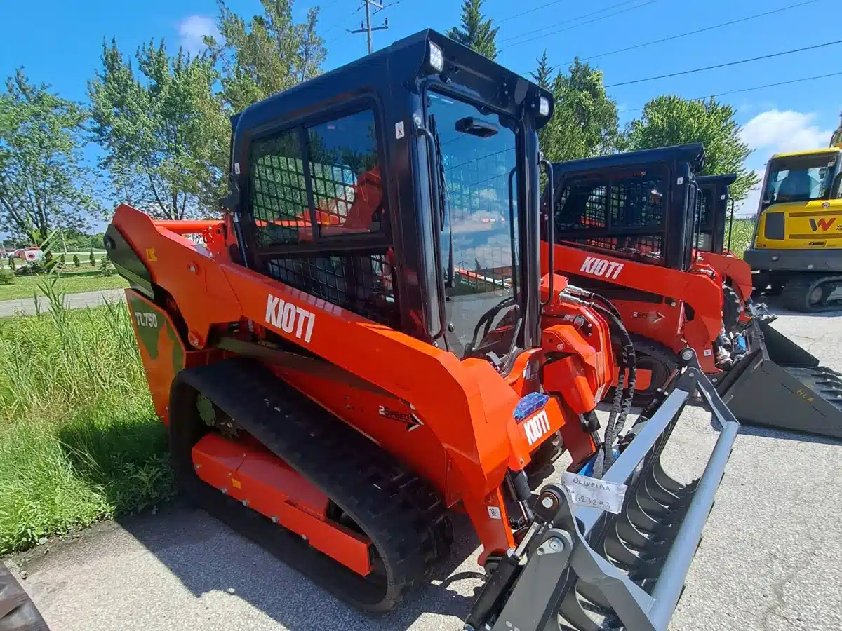 Gallery image 1 for New Kioti TL750 Track Loader