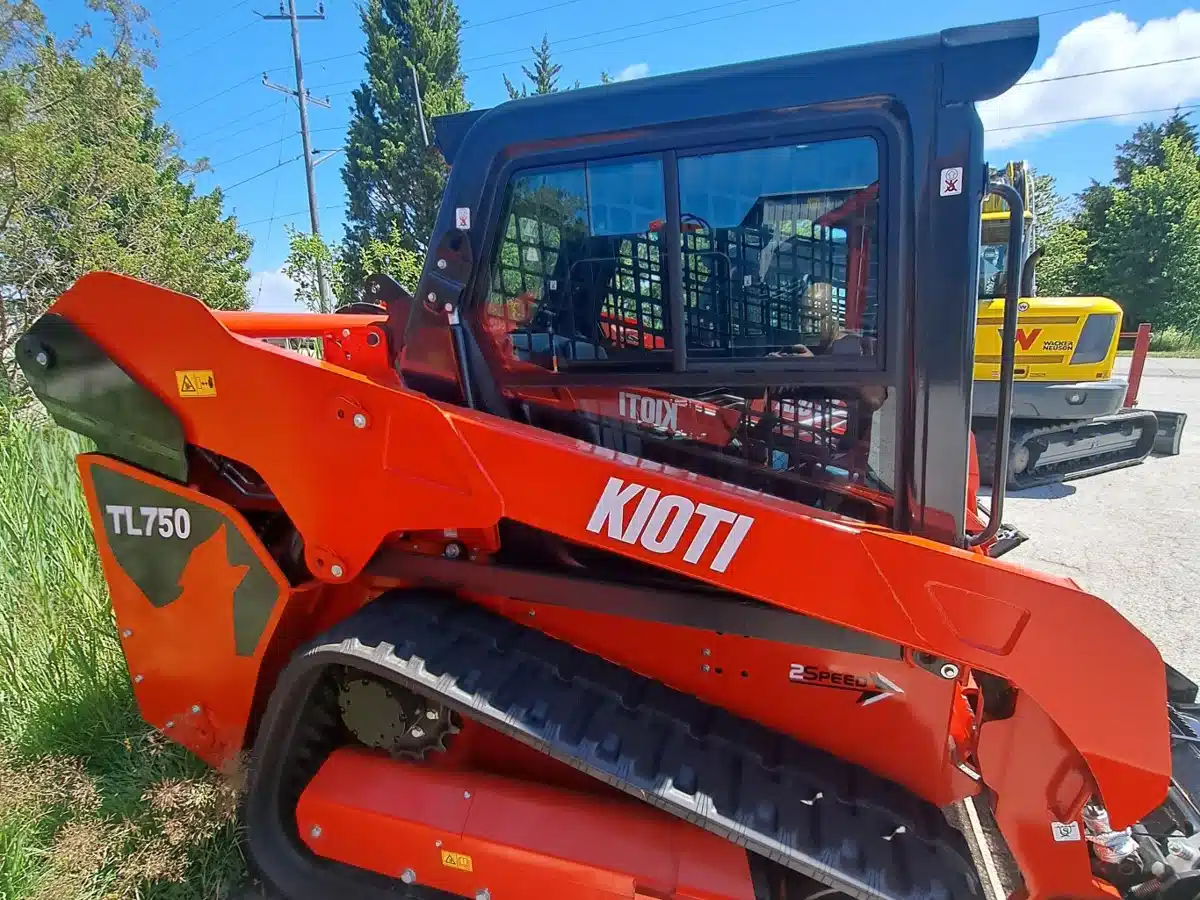 Gallery image 2 for New 2024 Kioti TL750 Track Loader