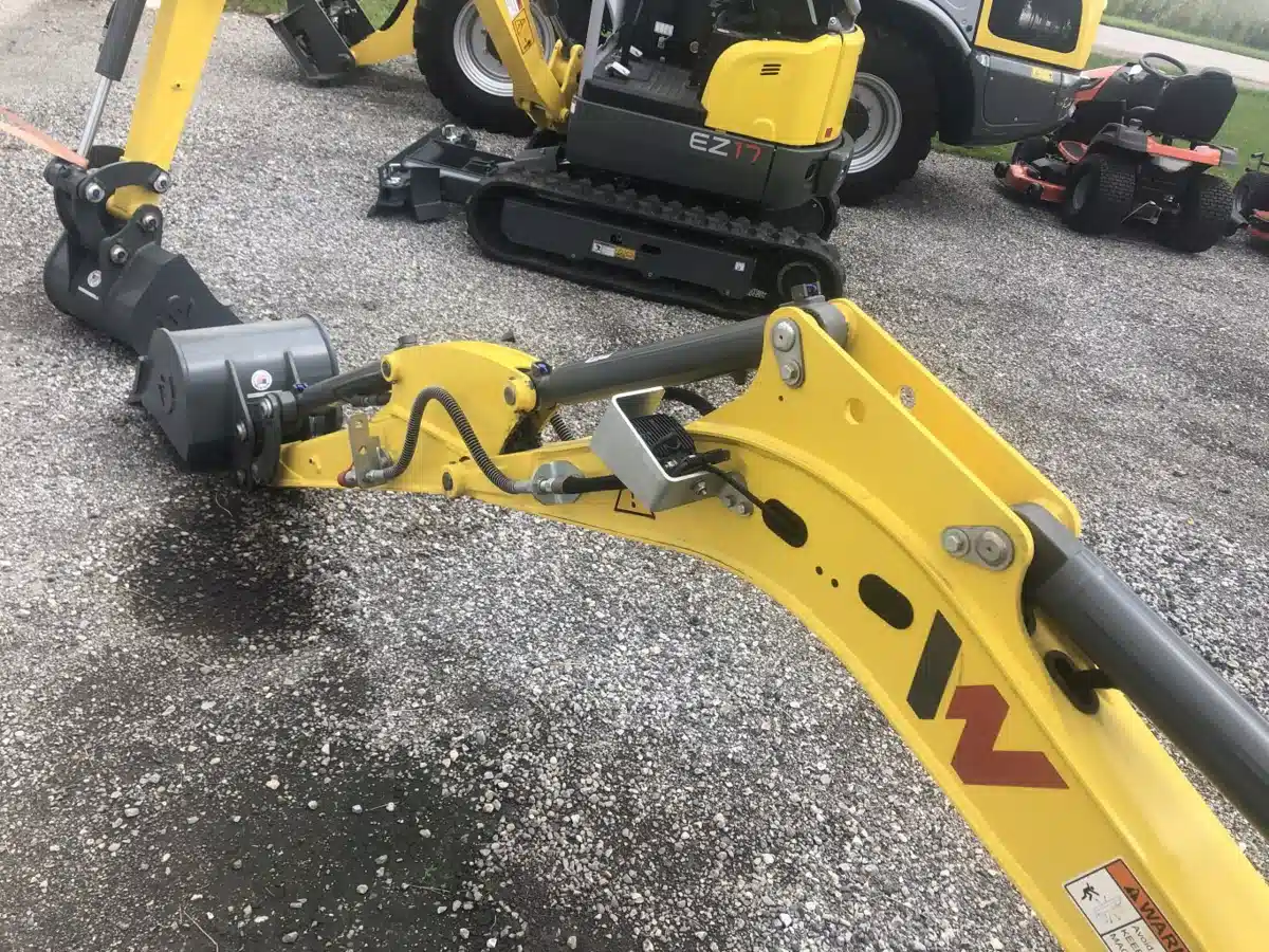 Gallery image 2 for New 2022 Unspecified EZ17 MX TRACK EXCAVATOR Excavator