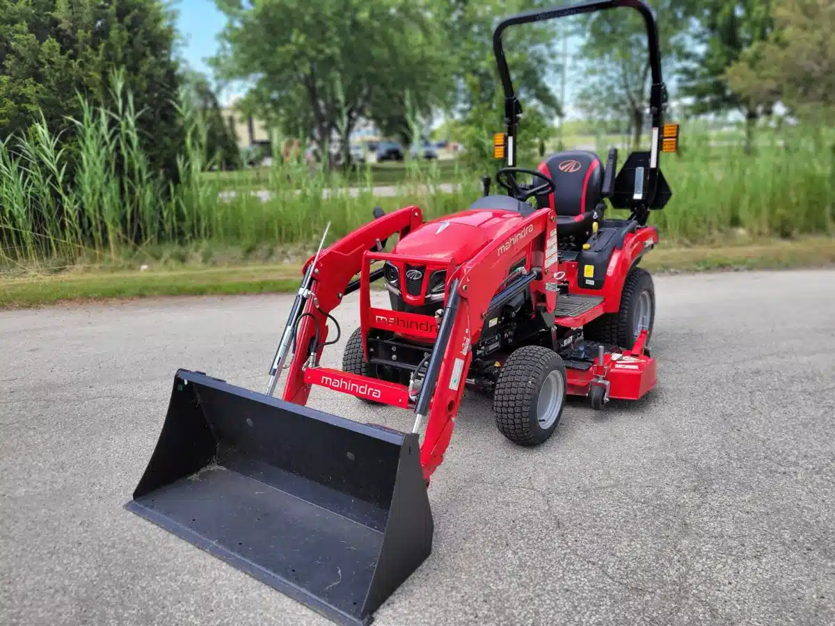 Gallery image 2 for New 2025 Mahindra 11204FHTLM60 Tractor