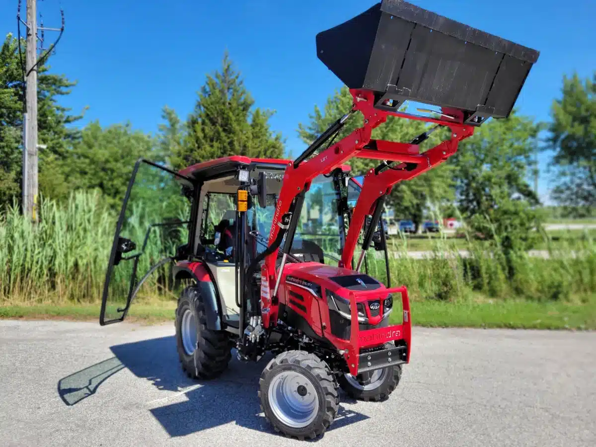 Gallery image 2 for New 2025 Mahindra 2126 Tractor