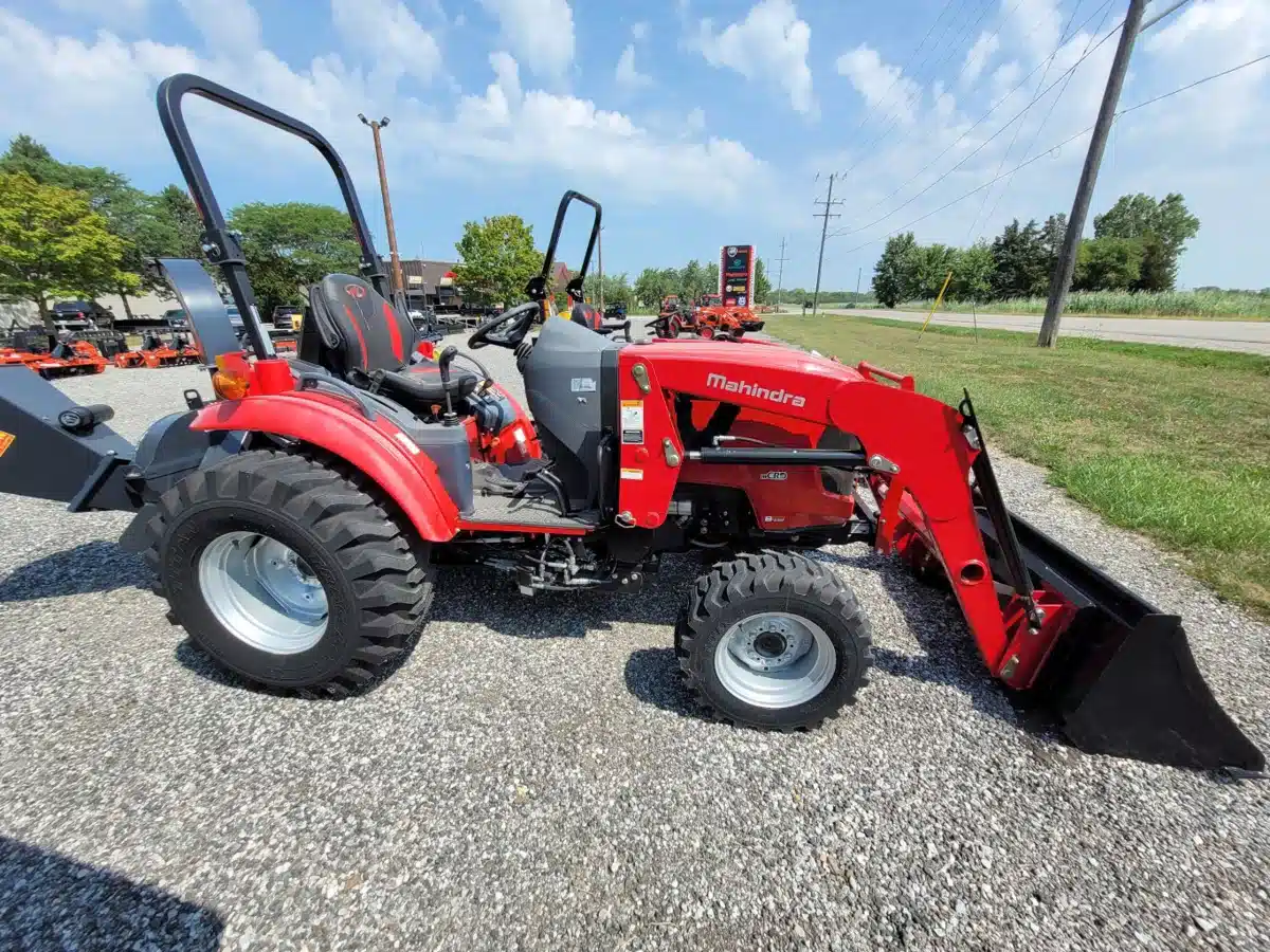 Gallery image 2 for New 2024 Mahindra 1635 HST Tractor
