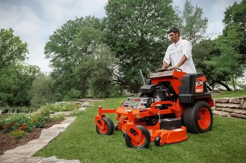 Gallery image 2 for New 2025 Kioti ZXS Series Mower - Zero Turn