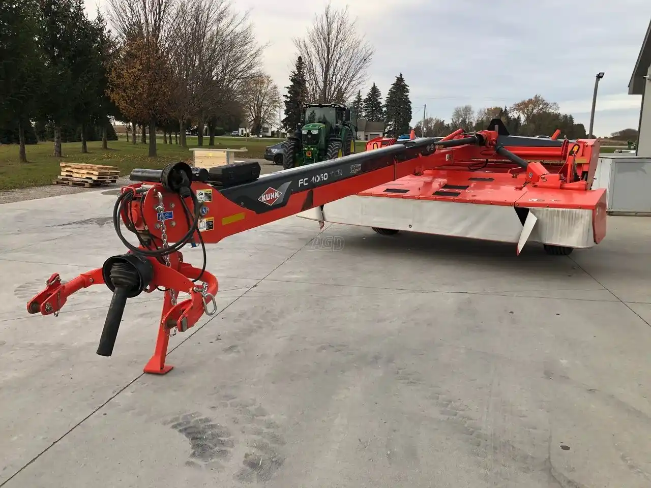 Gallery image 2 for Used 2016 Kuhn FC 4460 TCR Mower Conditioner